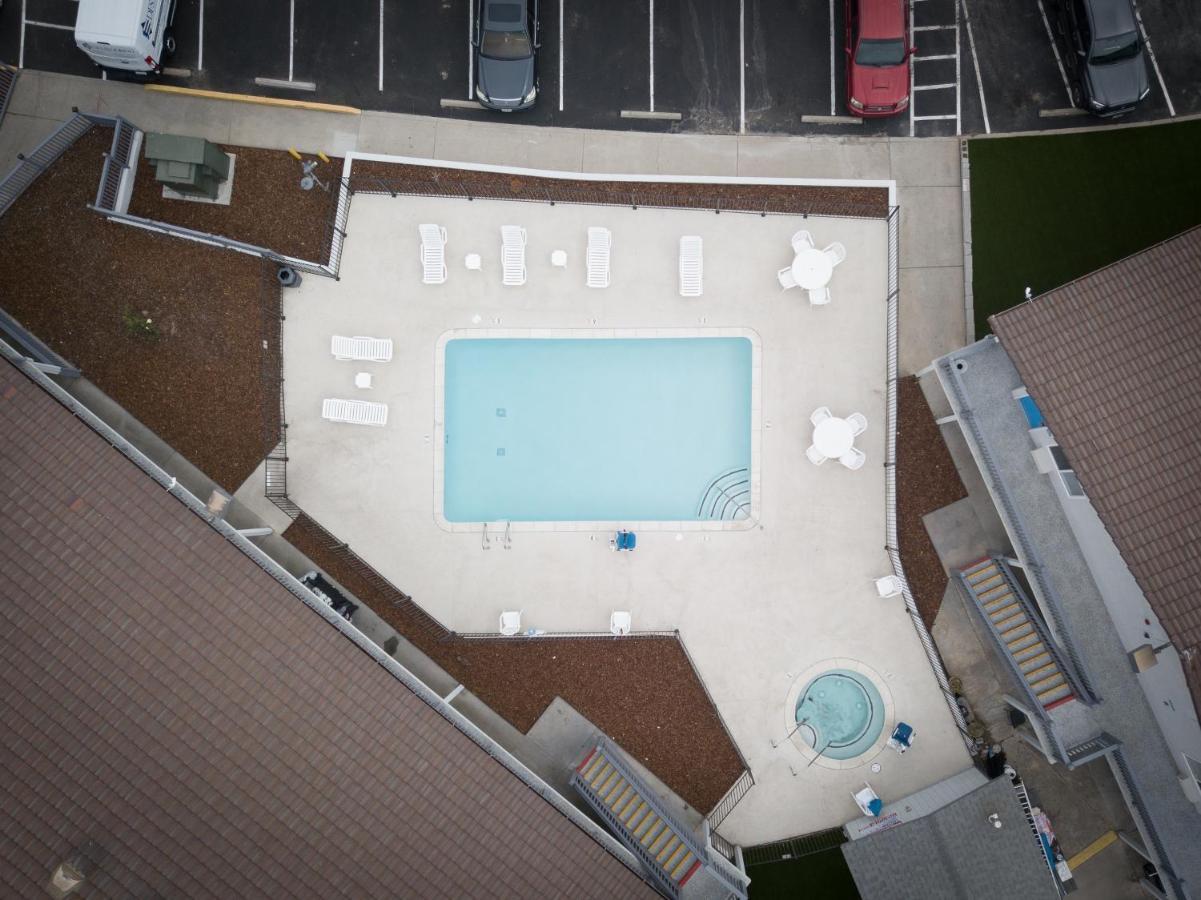 Days Inn By Wyndham Arroyo Grande Pismo Beach Экстерьер фото