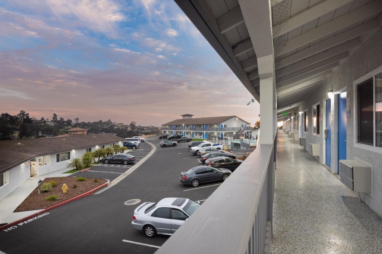 Days Inn By Wyndham Arroyo Grande Pismo Beach Экстерьер фото