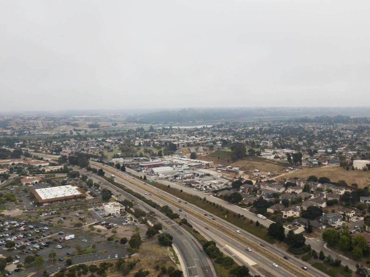 Days Inn By Wyndham Arroyo Grande Pismo Beach Экстерьер фото