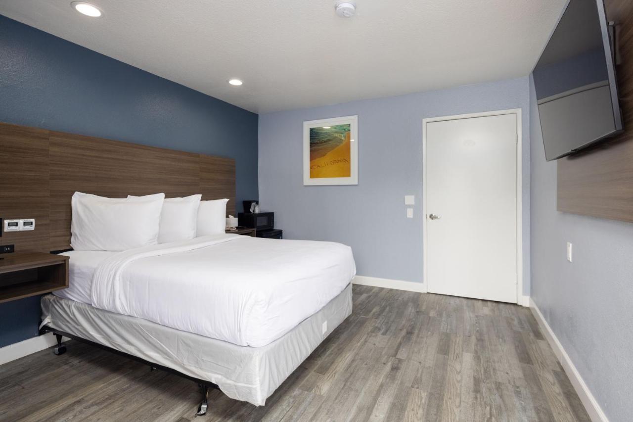 Days Inn By Wyndham Arroyo Grande Pismo Beach Номер фото