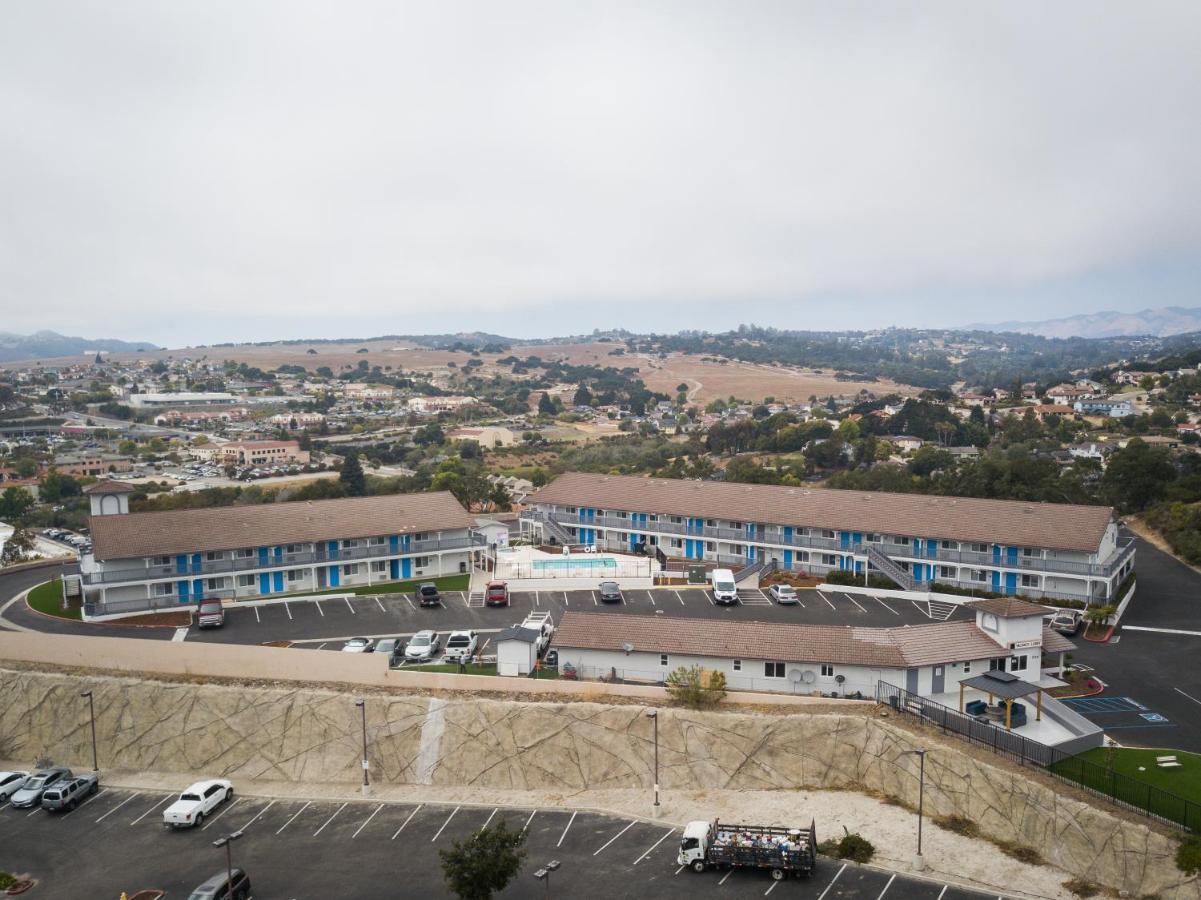 Days Inn By Wyndham Arroyo Grande Pismo Beach Экстерьер фото