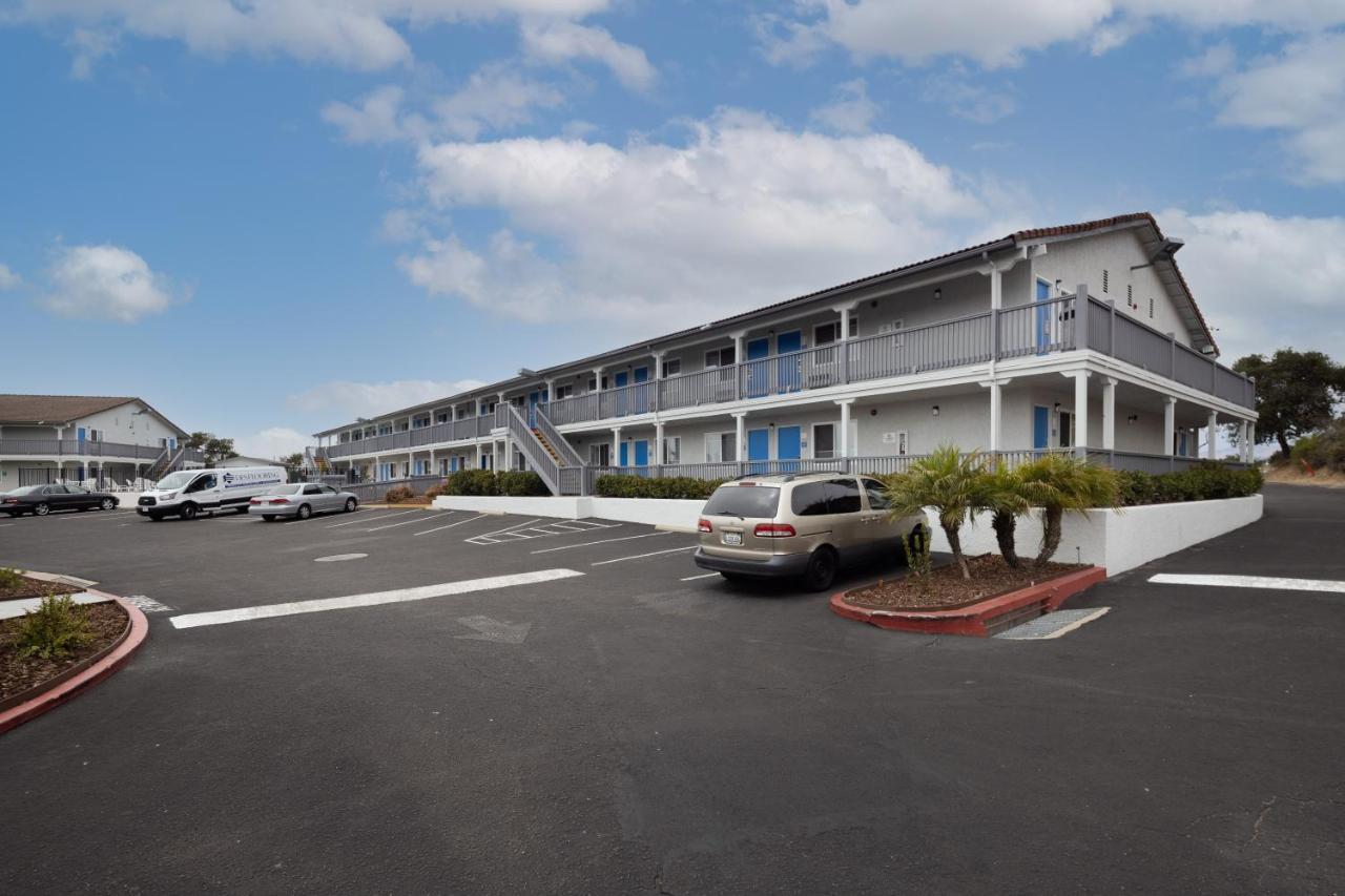 Days Inn By Wyndham Arroyo Grande Pismo Beach Экстерьер фото
