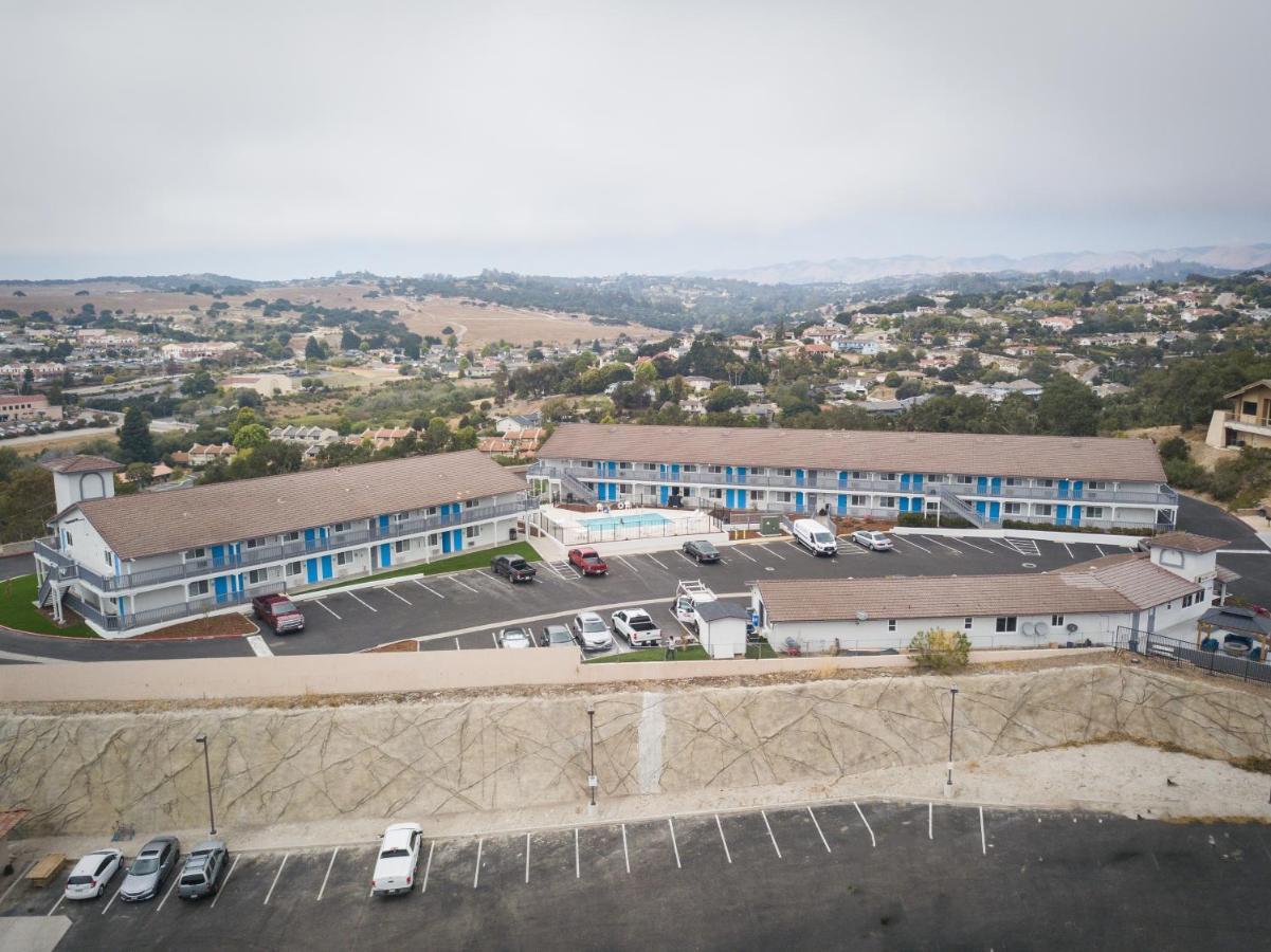 Days Inn By Wyndham Arroyo Grande Pismo Beach Экстерьер фото