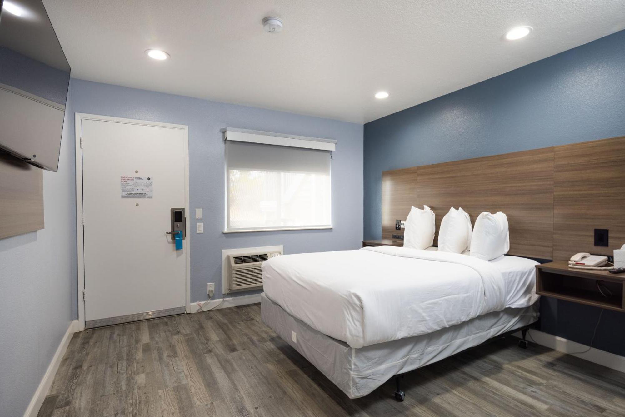 Days Inn By Wyndham Arroyo Grande Pismo Beach Номер фото